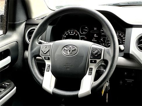 Used 2018 Toyota Tundra SR5 image 28