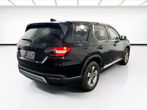 Used 2025 Honda Pilot EX-L image 4