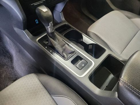 Used 2017 Ford Escape SE w/ Equipment Group 201A image 26