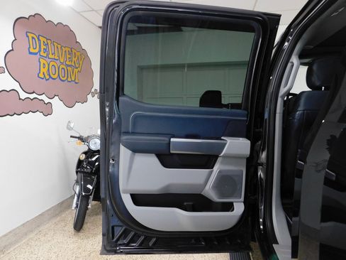 Used 2023 Ford F250 Limited w/ FX4 Off-Road Package image 75