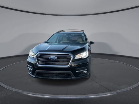 Used 2019 Subaru Ascent Limited w/ Popular Package #3 image 3