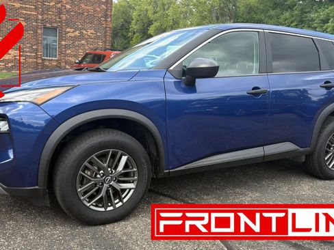 Used 2023 Nissan Rogue S AWD/4WD image 1