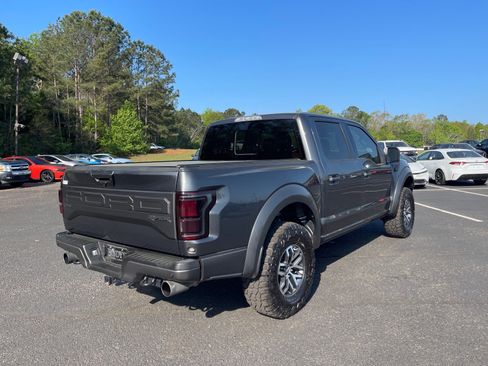 Used 2018 Ford F150 Raptor w/ Equipment Group 802A Luxury image 17