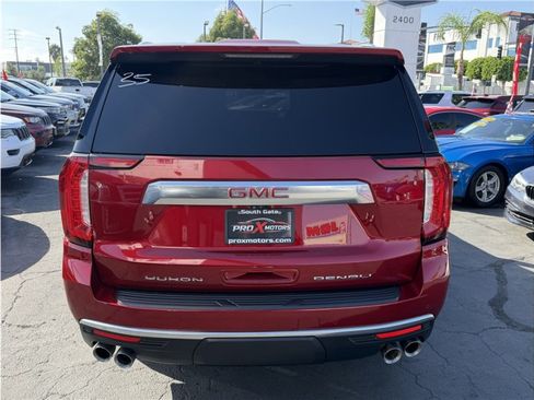 Used 2021 GMC Yukon Denali w/ Denali Premium Package AWD/4WD image 5