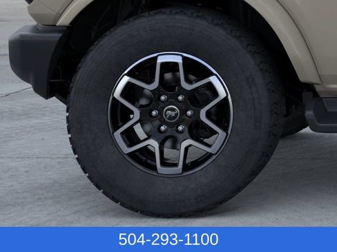 New 2026 Ford Bronco Outer Banks AWD/4WD image 23