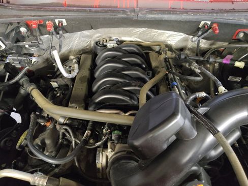 Used 2016 Ford F150 XLT w/ Equipment Group 302A Luxury AWD/4WD image 30