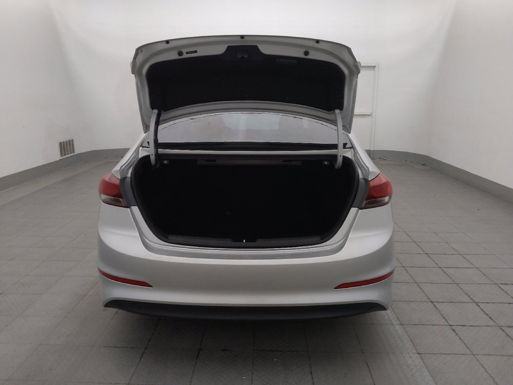 Used 2018 Hyundai Elantra SEL FWD image 29