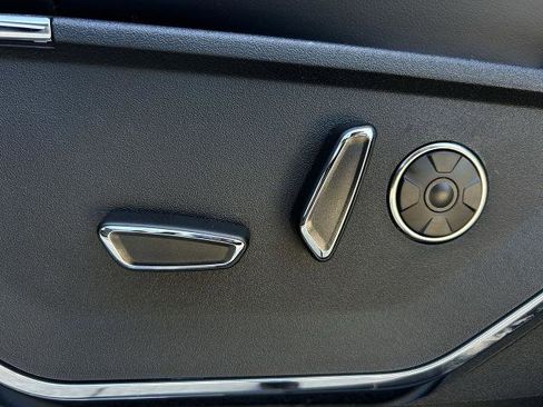 New 2025 Ford F150 Platinum w/ Equipment Group 702A High image 29