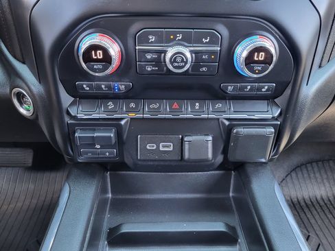 Used 2020 GMC Sierra 1500 AT4 AWD/4WD image 15