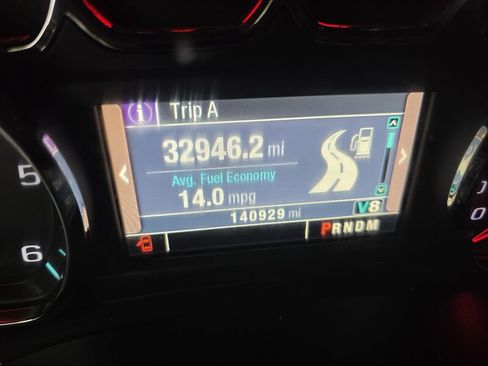 Used 2015 Chevrolet Suburban LTZ image 36