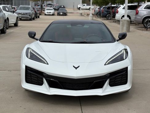 Used 2025 Chevrolet Corvette Z06 w/ Stealth Interior Trim Package image 8