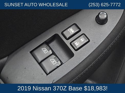 Used 2019 Nissan 370Z Coupe RWD image 26