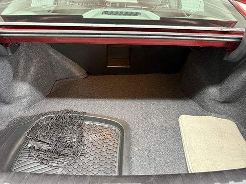 Used 2010 Buick Lucerne CXL FWD image 26