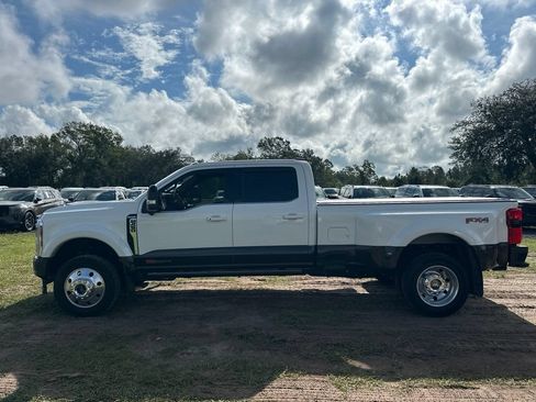 Used 2025 Ford F450 King Ranch w/ FX4 Off-Road Package AWD/4WD image 2