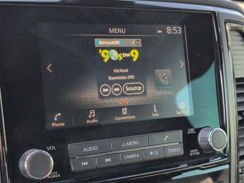 Used 2024 Nissan Titan SV w/ SV Convenience Package image 11