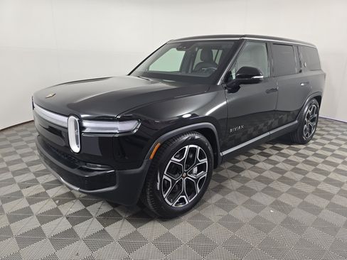 Used 2025 Rivian R1S Adventure AWD/4WD image 1