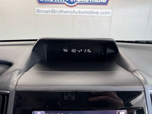 Used 2017 Subaru Impreza 2.0i AWD/4WD image 36