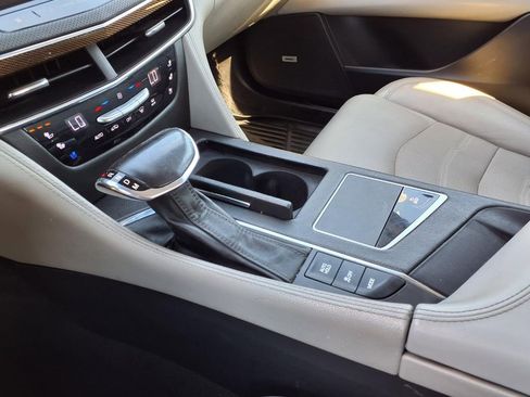 Used 2018 Cadillac CT6 Luxury RWD image 10