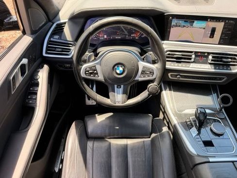 Used 2022 BMW X5 M50i AWD/4WD image 16