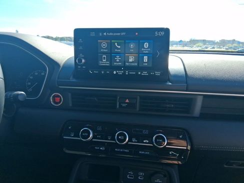 Used 2023 Honda Pilot EX-L image 25