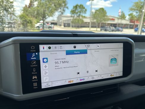 Used 2024 Jeep Wrangler Unlimited Sport image 25