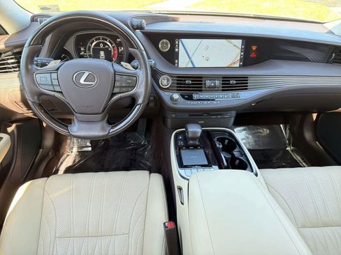 Used 2019 Lexus LS 500 image 11