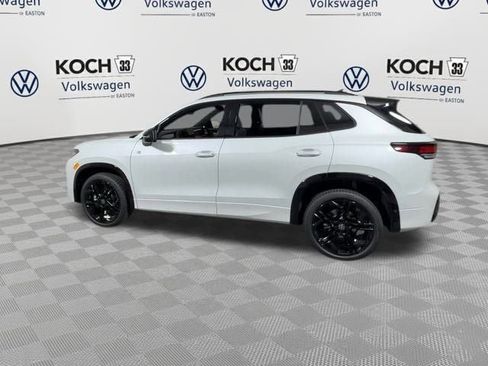 New 2026 Volkswagen Tiguan SE R-Line AWD/4WD image 6