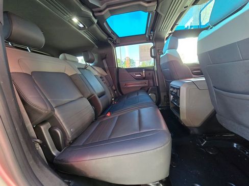 Used 2024 GMC Hummer EV 3X image 18