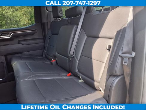 Used 2024 GMC Sierra 1500 SLT image 18