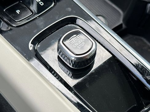 Used 2023 Volvo S60 B5 Plus w/ Climate Package image 26