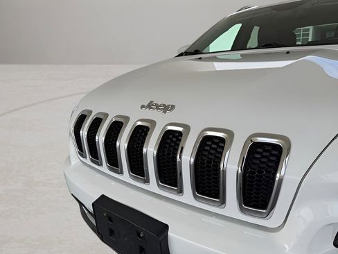 Used 2015 Jeep Cherokee Limited image 2