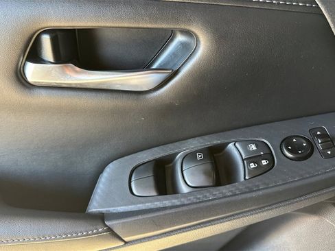 Used 2021 Nissan Sentra SV image 8