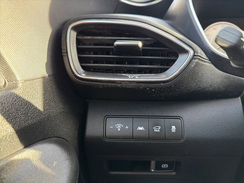 Used 2021 Hyundai Santa Fe SEL w/ Convenience Package image 31