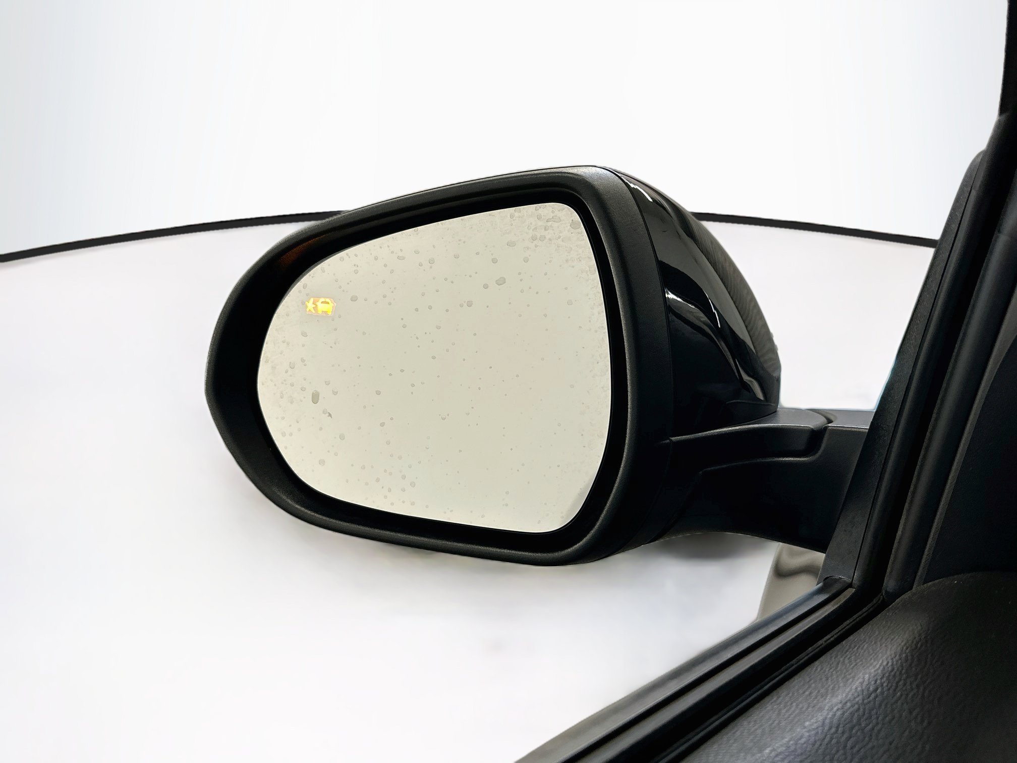 Used 2025 Buick Encore GX Preferred AWD/4WD image 16