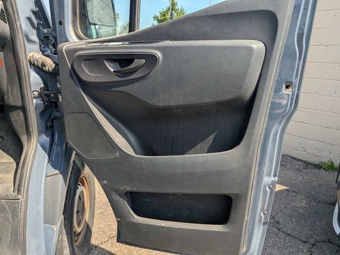 Used 2019 Mercedes-Benz Sprinter 144 image 9