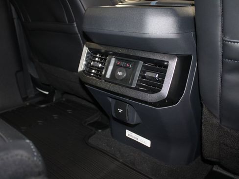 New 2026 Ford F250 Platinum image 35