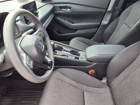 Used 2025 Honda Accord LX image 16
