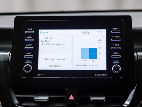 Used 2022 Toyota Camry SE image 16