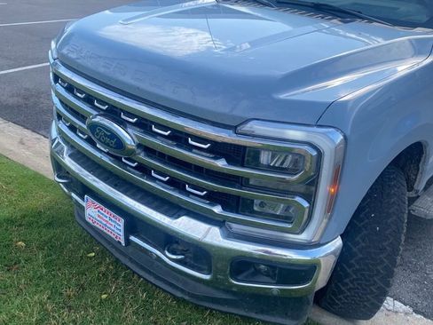 Used 2024 Ford F250 Lariat w/ Lariat Ultimate Package image 2