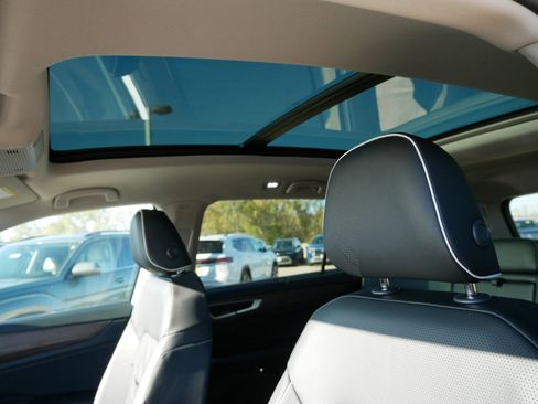 New 2026 Volkswagen Atlas SEL Premium R-Line image 9