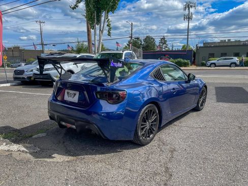 Used 2015 Scion FR-S RWD image 5