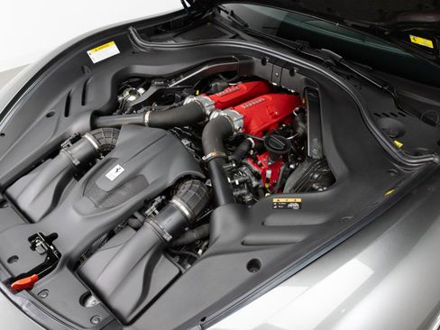 Used 2023 Ferrari Roma image 88