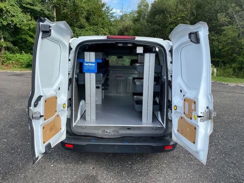 Used 2021 Ford Transit Connect XL image 27