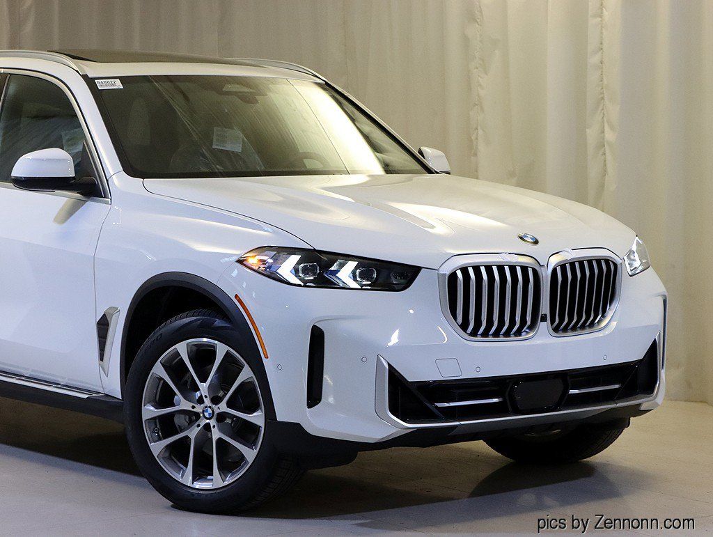 Used 2026 BMW X5 xDrive40i w/ Premium Package AWD/4WD image 2