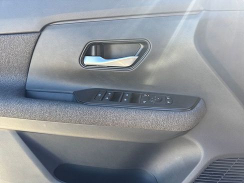 New 2026 Nissan Kicks SV image 19