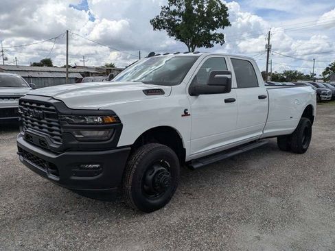 New 2026 RAM 3500 Tradesman AWD/4WD image 7