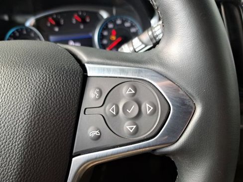 Used 2023 Chevrolet Traverse LT AWD/4WD image 19