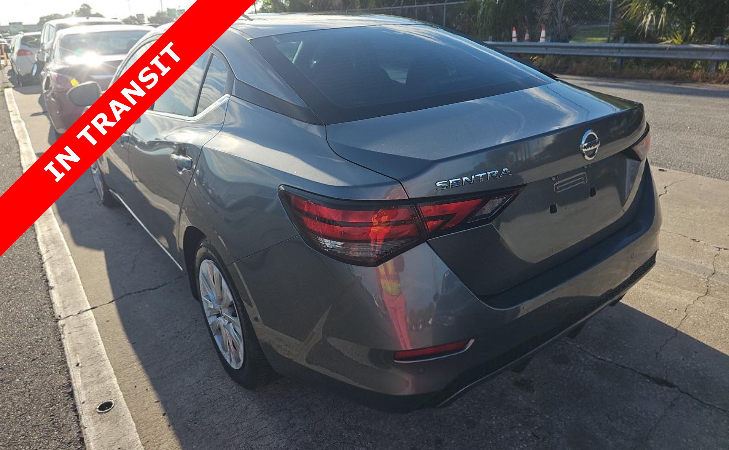 Used 2021 Nissan Sentra S FWD image 3