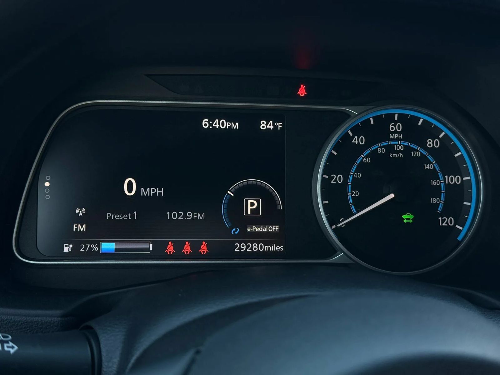 Used 2022 Nissan Leaf S FWD image 17