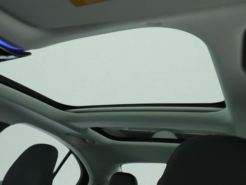 New 2026 Mercedes-Benz E 450 4MATIC Sedan image 9
